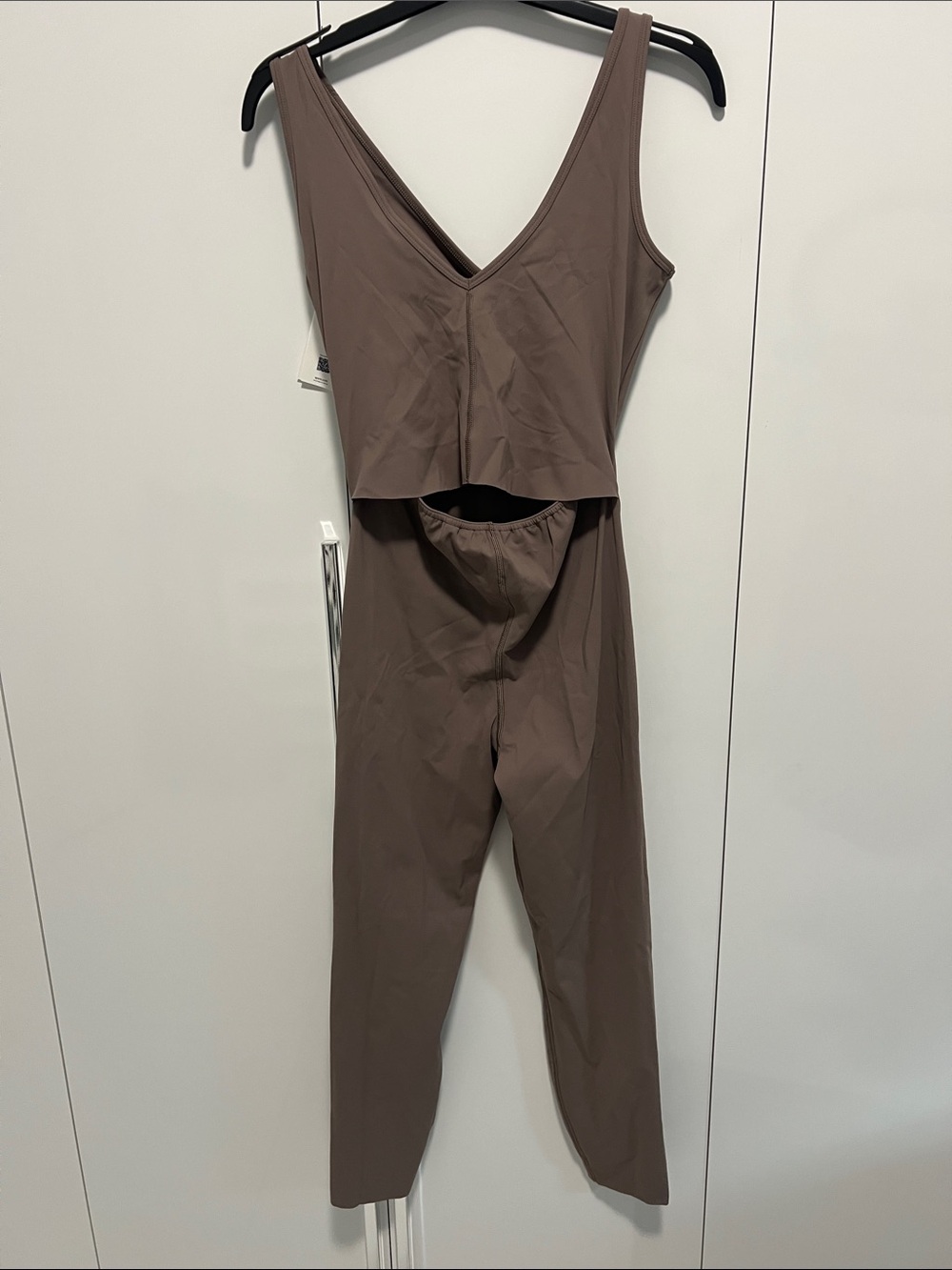 SPANX XS “smoke” colored mauve/brown V-Neck Sleeveless Jumpsuit. Booty Boost NWT